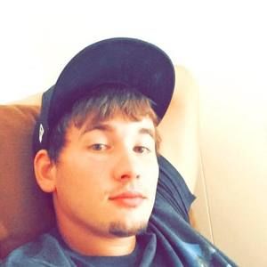 Meet your Posher, Dakota